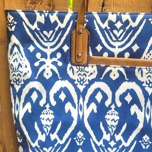 Stella and Dot Ikat blue tote bag